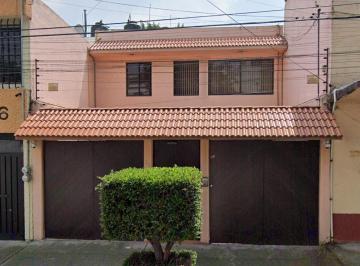 Casa de 2 habitaciones, Cuauhtémoc · Casa en Venta en Santa Maria La Ribera