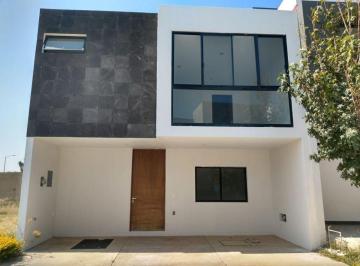 Casa en condominio de 4 habitaciones, Zapopan · Casa de Renta Valle Imperial