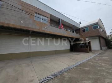 Bodega comercial · 250m² · 4 Estacionamientos · Bodega con Oficinas en Renta en San Andrés Atenco, Tlalnepantla.