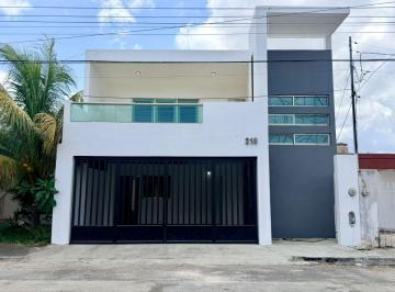 Casa de 2 habitaciones, Mérida · En Venta Casa de Dos Recamaras y Alberca en Francisco de Montejo
