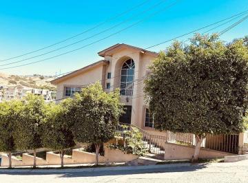 751ebcf6fea77b392c5ee7d9c19d284b3ce6b6b256eaee875e67790f6964ddc3 · Cp Casa en Venta en Lomas de Agua Caliente