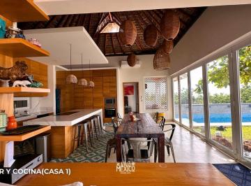 Casa · 410m² · 7 Recámaras · 4 Estacionamientos · Casa en Venta en Residencial Don Goyo – La Punta Zicatela, Puerto Escondido, Oaxaca