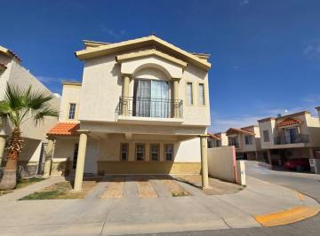 Casa · 203m² · 3 Recámaras · 3 Estacionamientos · Casa en Venta en Esquina, Canto de Murano, Cd Juarez, Chih