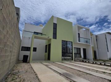 Casa de 3 habitaciones, Mérida · Hermosa Casa en Venta en Floresta