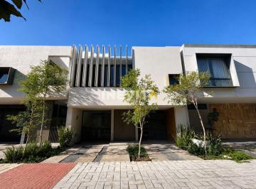 Casa de 3 habitaciones, Zapopan · Casa en Venta en Fraccionamiento Puertas de Asís, Zapopan, Jalisco.