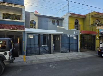 Casa de 3 habitaciones, San Pedro Tlaquepaque · Casa en Renta en Camichines, Tlaquepaque