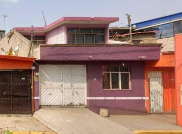 Casa de 4 habitaciones, Iztapalapa · Venta de Amplia Casa en Desarrollo Urbano Quetzalcóatl, Ciudad de México