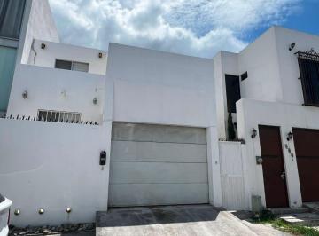 Casa de 3 habitaciones, Monterrey · Casa en Renta en Cumbres Elite 4to. Sector, Zona Cumbres
