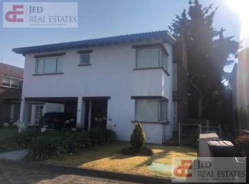 Casa en condominio · 360m² · 3 Recámaras · 4 Estacionamientos · Casa en Condominio - Club de Golf Los Encinos