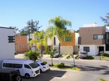 Casa de 4 habitaciones, Zapopan · Gran Remate de Linda Casa en Río Blancoz Zapopan Cerca del Mirador San Isidro