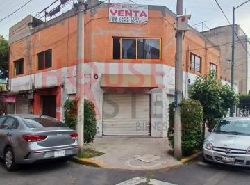 Casa · 312m² · 6 Recámaras · Casa en Venta Nueva Santa Maria, Malvon