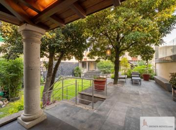 Casa · 620m² · 4 Recámaras · Casa en Jardíndes del Pedregal Amplios Espacios