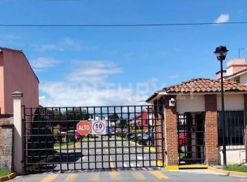 Casa · 145m² · 3 Recámaras · 2 Estacionamientos · Casa en Venta "Valle de La Hacienda" Toluca