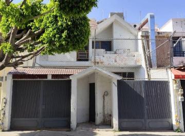 Casa de 3 habitaciones, Zapopan · Se Vende Casa en Av Moctezuma a Pocos m de Av Patria