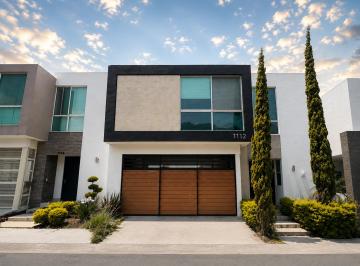 Casa de 3 habitaciones, Monterrey · Casa Venta en Vistancias, Carretera Nacional