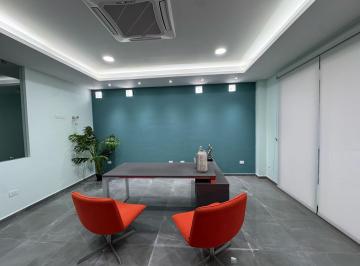 Oficina · 200m² · 2 Estacionamientos · Oficina en Venta en Guadalupe