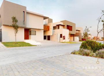 Casa en condominio de 4 habitaciones, Querétaro · Casa en Venta y Renta La Espiga, Roqueño II, Querétaro