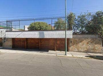 Casa de 6 habitaciones, Toluca · Casa en Venta de Garantia Bancaria