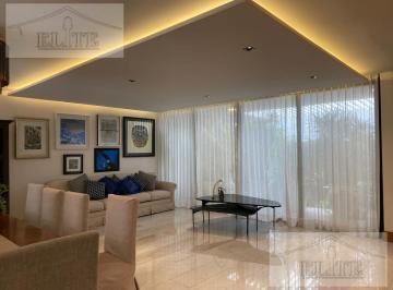 Casa · 600m² · 3 Recámaras · 4 Estacionamientos · Casa en Venta Colonia Zaragoza