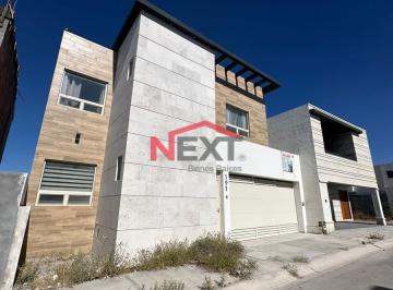 Foto principal · Casa en Renta con Alberca en La Escondida
