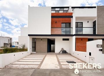 Casa de 4 habitaciones, El Marqués · Casa en Venta en Ikaya, Zizana | Roof Garden con Pérgola | 4 Recámaras