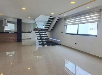 Casa de 3 habitaciones, Metepec · Venta / Renta de Casa en Condado del Valle Metepec (San Miguel Totocuitlapilco)
