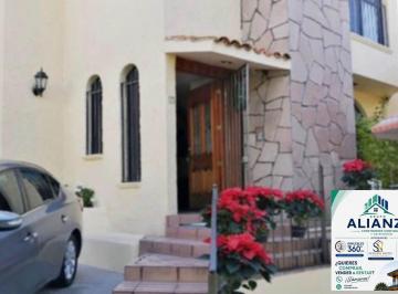 Casa en condominio · 190m² · 3 Recámaras · 2 Estacionamientos · Casa en Condominio - El Molino