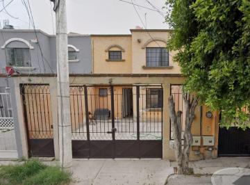 Casa de 3 habitaciones, Querétaro · Casa en Venta en Fraccionamiento Santa Monica Queretaro de Arteaga