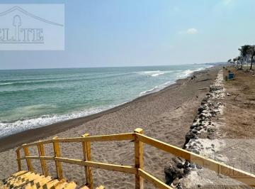 Casa · 165m² · 3 Recámaras · 2 Estacionamientos · Arrecifes del Sol Lote 15b, Lomas del Sol