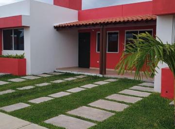 Casa · 90m² · 2 Recámaras · Casa en Lazaro Cardenas, Lázaro Cárdenas, Zacatepec