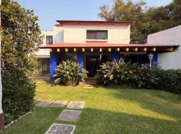 Casa · 257m² · 3 Recámaras · 2 Estacionamientos · Casa en Condominio con Alberca a 6 Min de La Paloma de La Paz