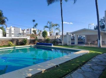 Casa · 300m² · 4 Recámaras · 2 Estacionamientos · Casa en Jardín, Jardines de Cuernavaca