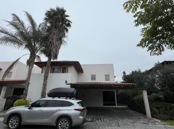 Casa en condominio de 3 habitaciones, Querétaro · Casa Lomas del Campanario II 3 Rec 2 Oficinas, Terraza