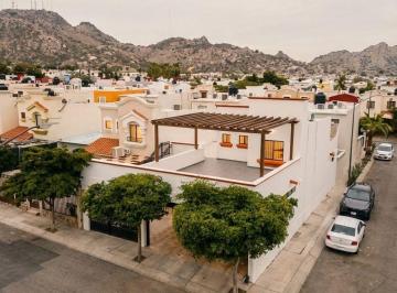 Casa de 3 habitaciones, Hermosillo · Casa en Venta Al Sur de La Ciudad Los Encinos