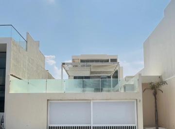 Casa · 473m² · 3 Recámaras · 2 Estacionamientos · Casa en Venta con Vista Al Mar y Alberca en Playas del Conchal Riviera Veracruzana Alvarado Veracruz