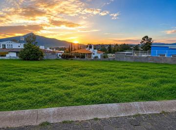Terreno / Lote , Tarímbaro · Terreno en Venta - Club Campestre Erandeni