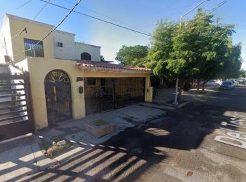 Casa de 3 habitaciones, Hermosillo · Casa con 120 m² de Terreno y 3 Recámaras en Venta en Hermosillo, Recuperacion Bancaria