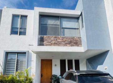 Casa en condominio de 3 habitaciones, Zapopan · Casa en Renta en Solares