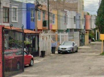 Casa de 2 habitaciones, Zapopan · Se Remata Casa en Col. Parques Zapopan a 15 Min de Terraza Belenes
