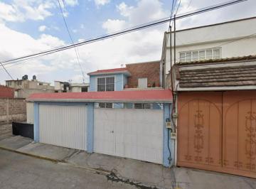 Casa de 4 habitaciones, Coacalco de Berriozábal · Casa en Villa de Las Flores por Solo $800,000