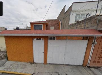 Casa de 4 habitaciones, Coacalco de Berriozábal · “oportunidad de Recuperación: Casa en Villa de Las Flores Muy por Debajo del Valor Comercial