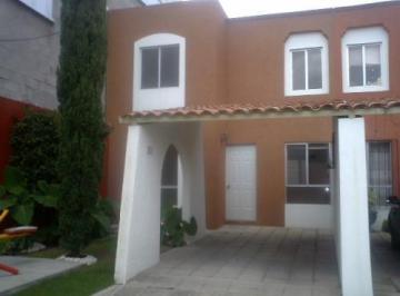 1 · Renta de Casa en Condominio en San Miguelito, Irapuato, con Jardín y Seguridad Privada