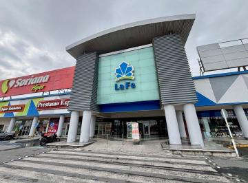 9fdcd0df37f0fe3b24d1b68924c3914bd82b6c9406a85620e245e97aaa44700c · Local Comercial en Renta, Plaza La Fe