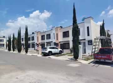 Casa · 95m² · 2 Recámaras · 2 Estacionamientos · Casa en Fraccionamiento Jardines de Montebello