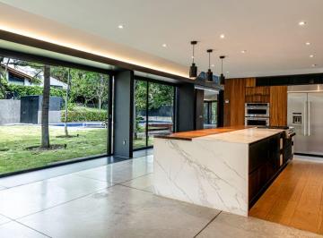 Casa en condominio de 3 habitaciones, Zapopan · Casa Pausa y Tierra: Arquitectura, Naturaleza y Lujo Frente Al Campo de Golf
