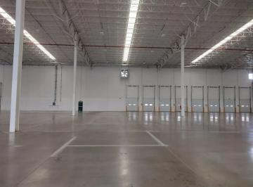 1 · Se Renta Bodega con Oficinas en Toluca