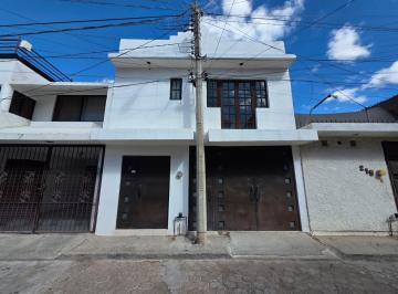 Casa · 192m² · 3 Recámaras · 1 Estacionamiento · Casa en Renta Jardines de Oriente, León, Guanajuato