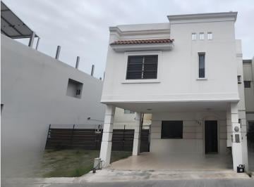 Casa · 3 Recámaras · 5 Estacionamientos · Casa en Renta Valle del Seminario