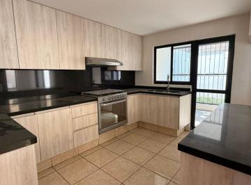 Casa en condominio de 4 habitaciones, Tlajomulco de Zúñiga · Casa Residencial en Renta en Fraccionamiento Nueva Galicia. Coto Coruña
