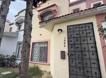 Casa · 67m² · 2 Recámaras · 1 Estacionamiento · Casa en Venta en Brisas del Lago – Privada con Vigilancia y Excelente Ubicación